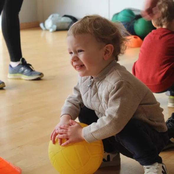 Children at a uSports toddler football class